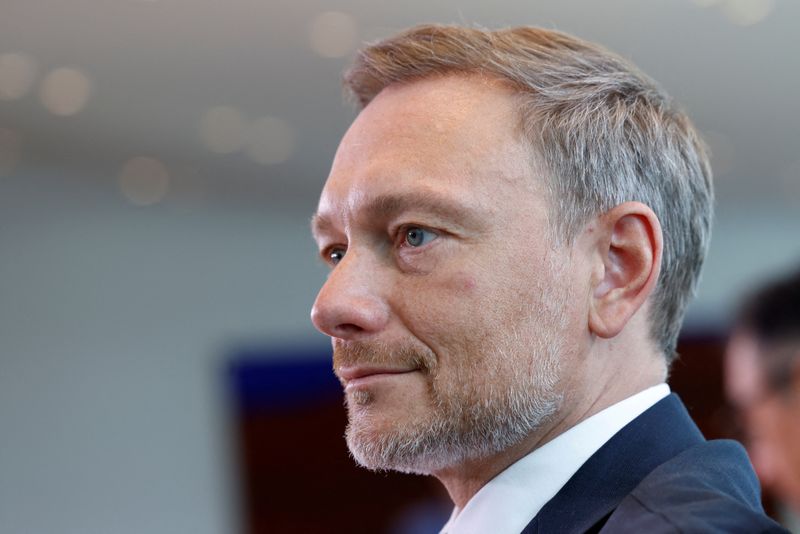 German minister delays 2024 budget plans as coalition squabbles