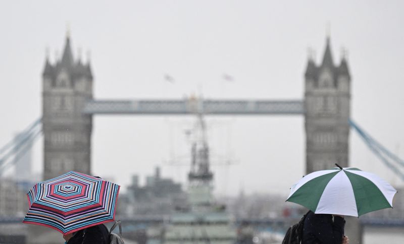 Goldman Sachs lowers euro zone growth forecast; sees no growth for UK