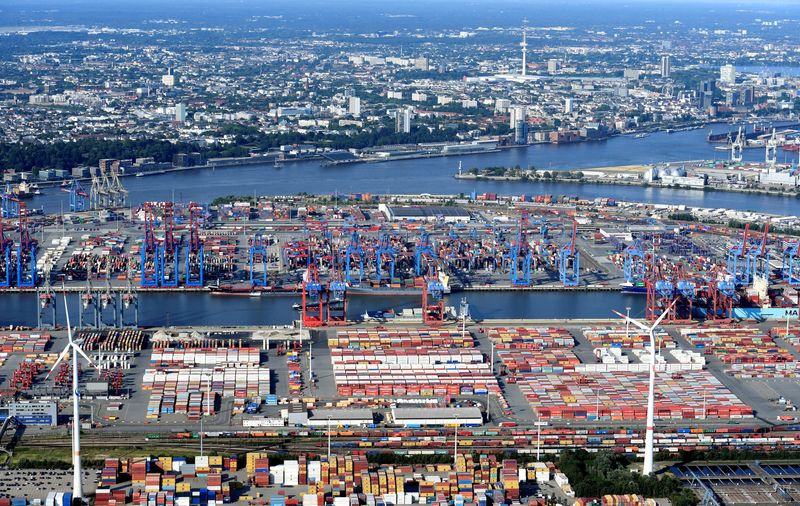 Euro zone trade deficit flat in Jan despite increased energy import spend