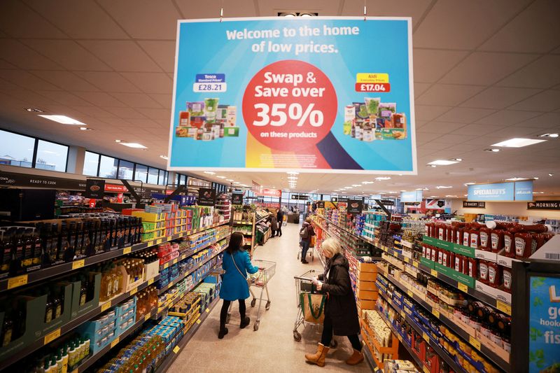 UK firms turn more hopeful, pricing plans cool - Lloyds survey