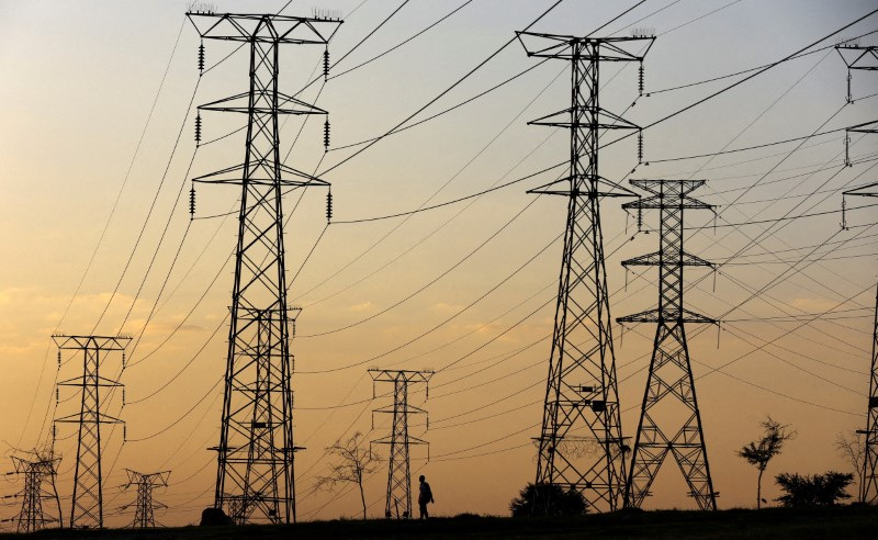 Power Outage Hits South River: Restoration Efforts Underway