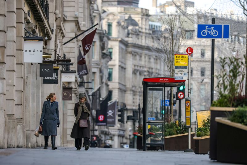 Almost one in three UK women expect to end careers early - poll