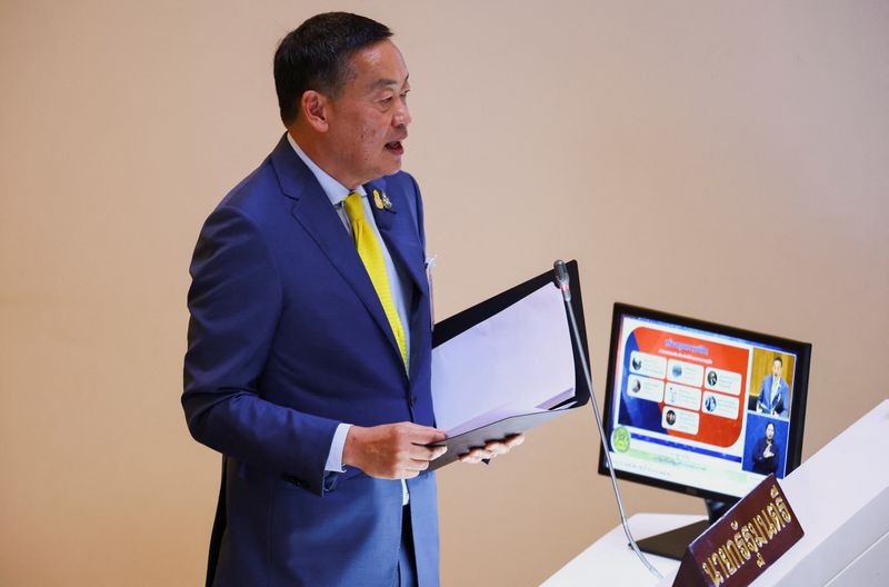 Thai PM to unveil new policies to match economic challenges