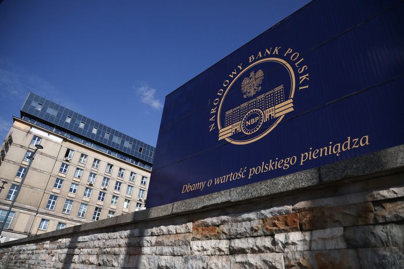 No 'big opening' for rate cuts in central Europe, IMF says