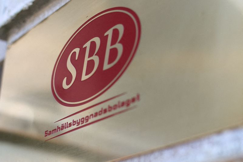 Fitch cuts Swedish SBB rating over tight liquidity, weak market