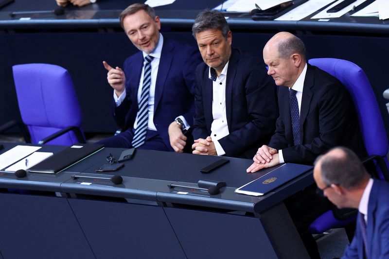 Germany's Scholz vows to modernise economy, back Ukraine, despite budget woes