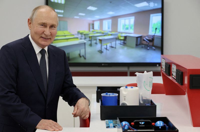 Putin: Russia becoming 'new global growth centre' as West 'rests on laurels'