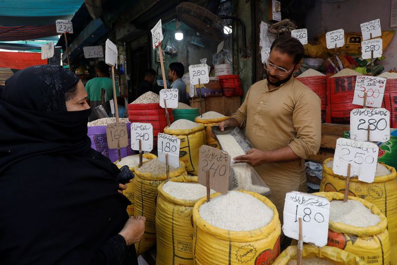 Pakistan cenbank to hold rates steady as inflation seen easing- Reuters poll
