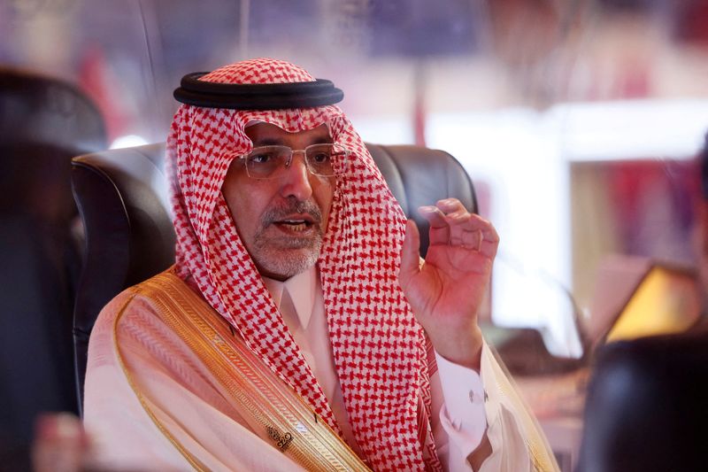 Saudi cabinet approves contracting rules for firms not based there