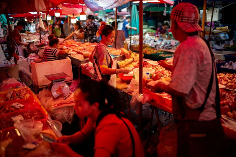 Thai Dec consumer confidence at high of nearly 4 years on govt measures, tourism