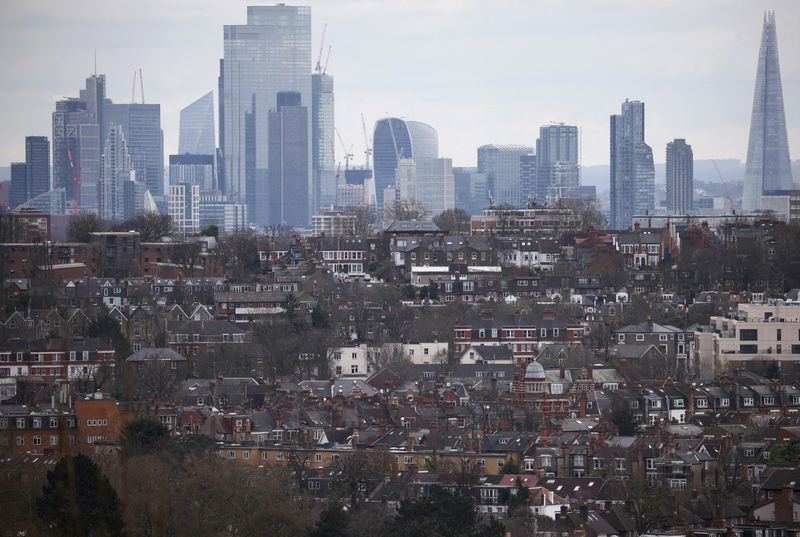 Veteran UK fund manager Richard Buxton to retire from Jupiter