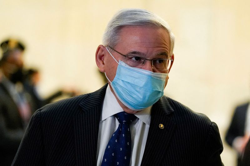 US senators at impasse on bill to boost Ukraine sanctions, defense