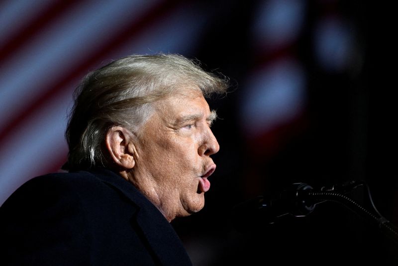 U.S. House panel, Justice Dept. ask Supreme Court to OK release of Trump taxes