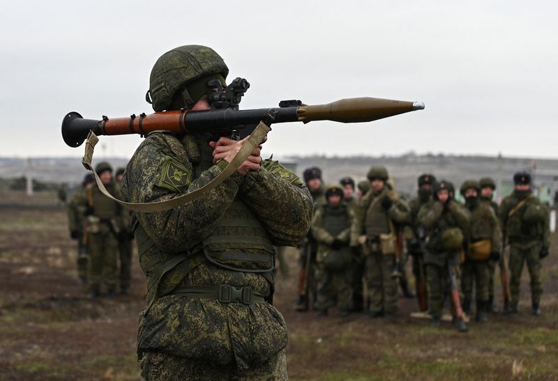EU ready for 'never-seen-before' sanctions if Russia attacks Ukraine
