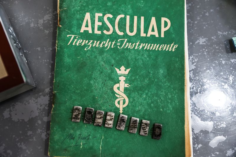 Holocaust memorial says it's unlikely purported 'Auschwitz tattoo kit' was used on Jews