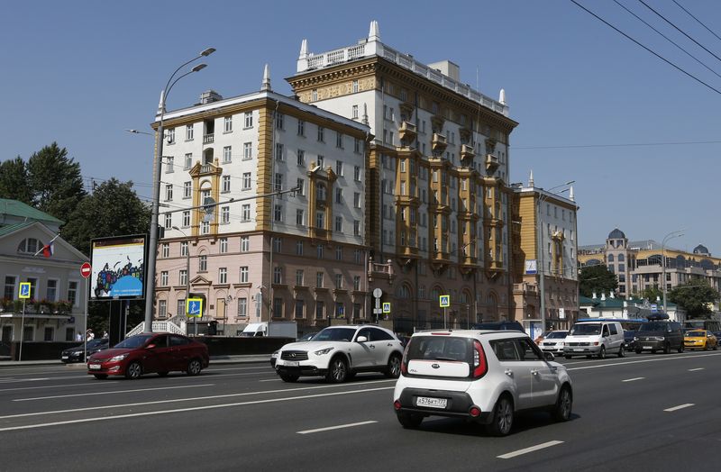 U.S. embassy tells Americans: have an evacuation plan from Russia