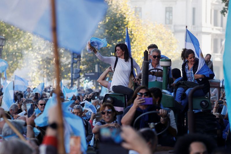 Thousands of farmers stage anti-tax protest in Argentine capital