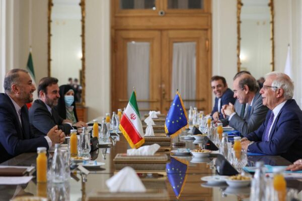 Iran-u. S. Nuclear talks to resume 'in coming days', tehran and eu say