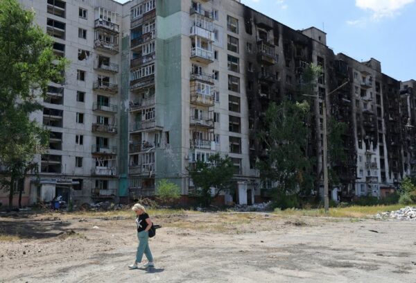 Zelenskiy vows to regain lysychansk after ukrainian withdrawal
