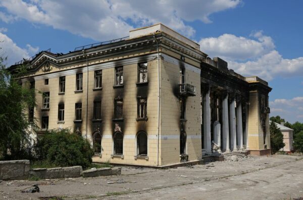 Analysis-russia hails capture of luhansk region, but big ukraine battles lie ahead