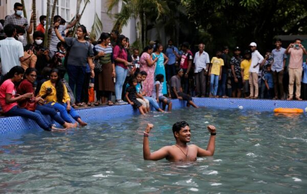 Sri lanka protesters vow will not let up until president, pm quit