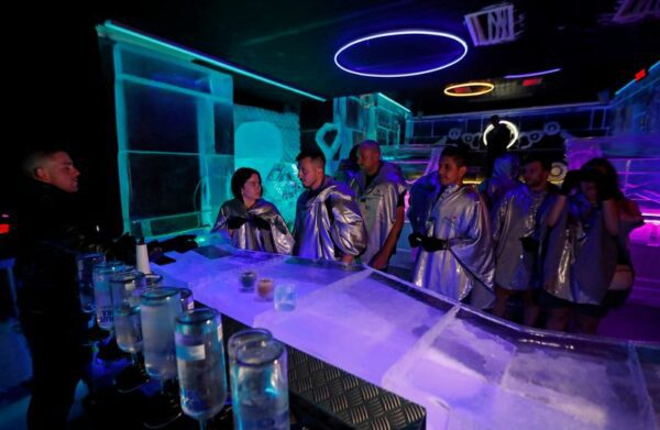 Prague ice bar gives tourists respite from heat wave