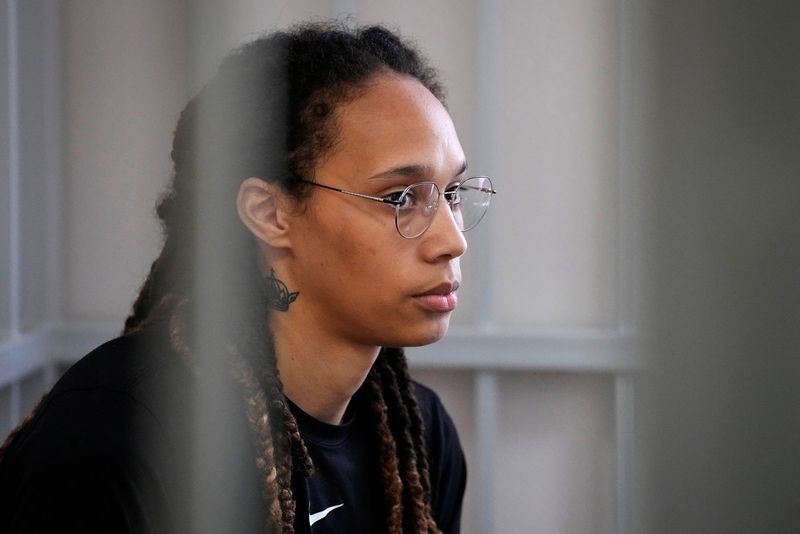 Who are the Americans held captive abroad?