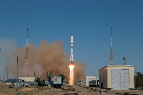 Russia puts iranian satellite into orbit