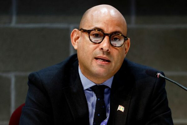Un selects former grenada minister as climate chief