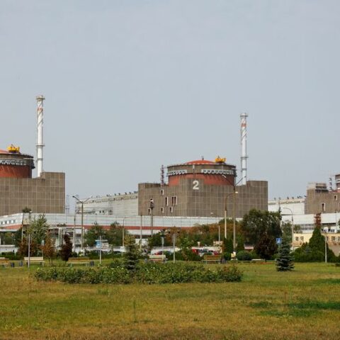 Explainer-zaporizhzhia's power lines: ramparts against nuclear meltdown - photo licensed by shore news network.