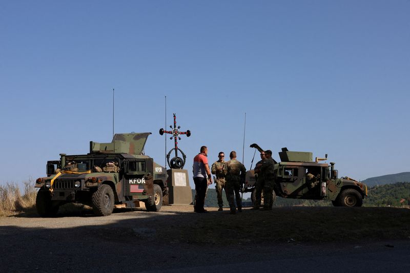 Number plate row fuels Kosovo's ethnic tensions as Serbia seeks more talks