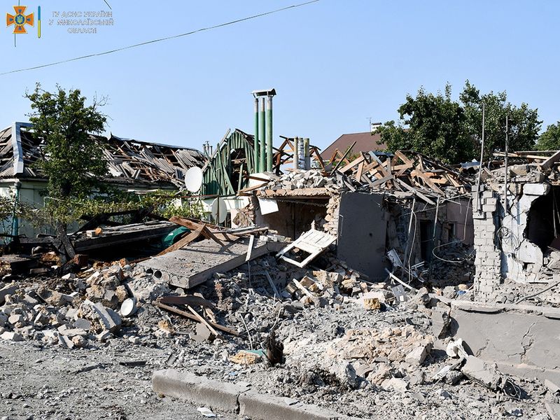 Zelenskiy tells Russians to run for their lives from Ukraine offensive in south
