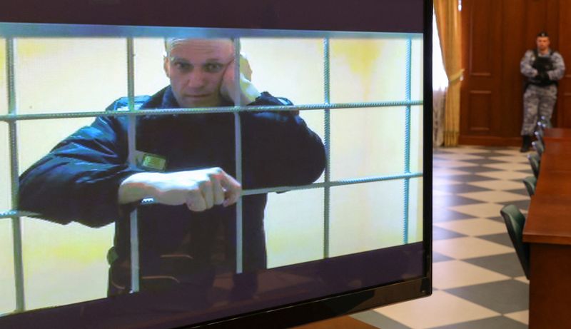 Jailed Kremlin critic Navalny in solitary confinement yet again - Twitter feed