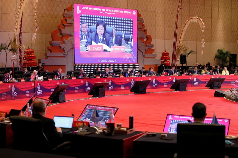 G20 climate talks in Indonesia fail to agree communique