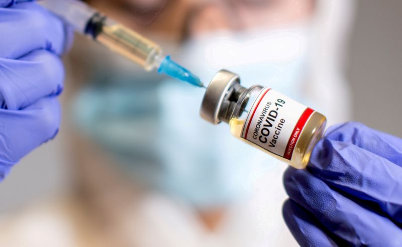 EU states urged to roll out COVID booster shots to fend off winter infections