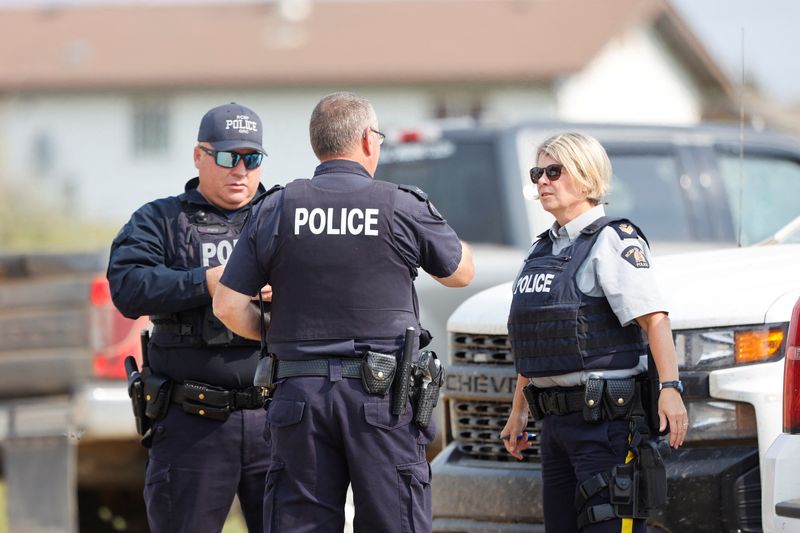 Suspect in deadly mass stabbings eludes Canadian manhunt for 3rd day