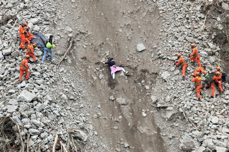 China clears roads to earthquake epicentre, death toll rises to 74