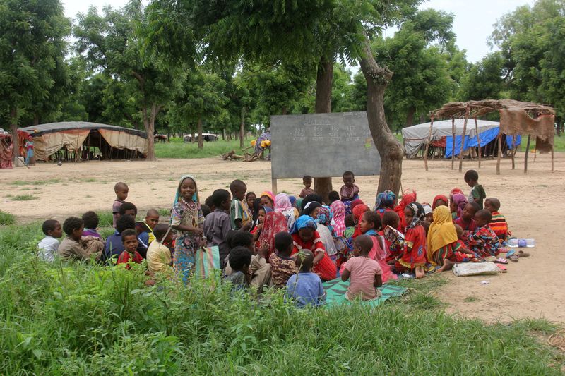 Mobile school offers hope to nomad children in Chad