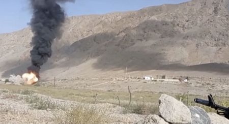 Kyrgyzstan reports heavy fighting with Tajikistan, 24 people killed