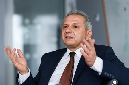 Russian mobilization hikes urgency of oil price cap -Ukrainian presidential advisor