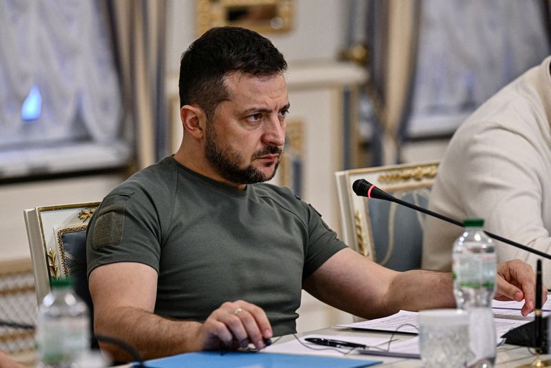 Ukraine calls emergency meeting of security chiefs, major decisions expected