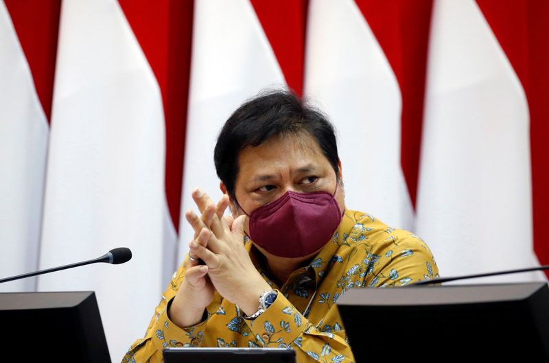 Exclusive-Senior Indonesian officials targeted by spyware last year – sources