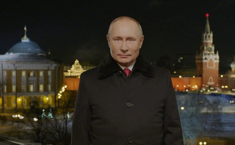 Russia's war machine faces ridicule from two Putin allies