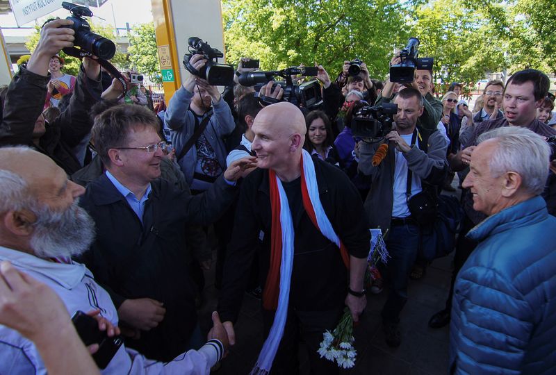 In echo of Cold War, Nobel Peace Prize goes to Ukraine, Russia, Belarus rights campaigners