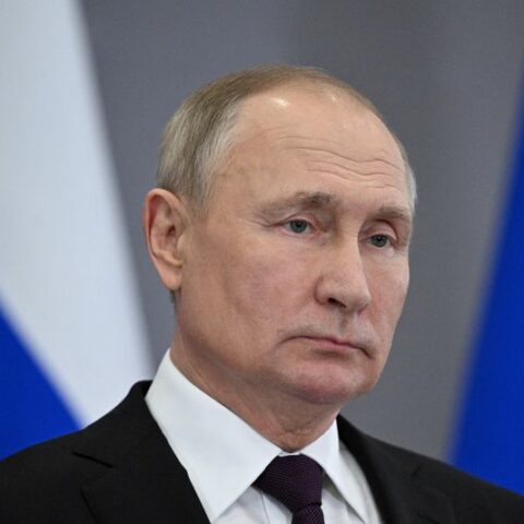 Putin threatens to slash oil production, starve european countries of fuel - photo licensed by shore news network.