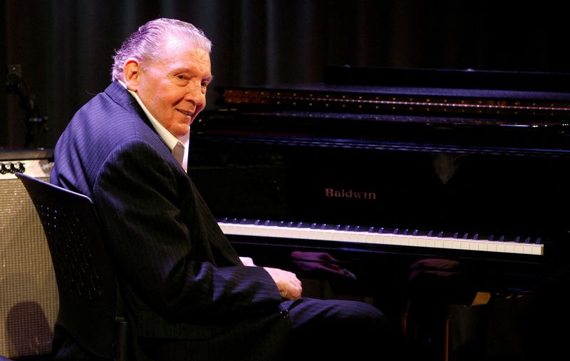 FACTBOX-Eight facts about rock pioneer Jerry Lee Lewis
