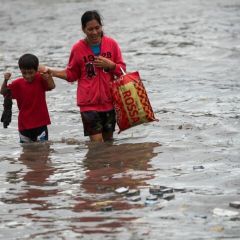 Storm nalgae death toll climbs to 48 in philippines, 22 missing - photo licensed by shore news network.