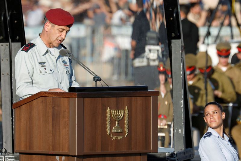 Top Israeli general claims attack on convoy at Iraq-Syria border