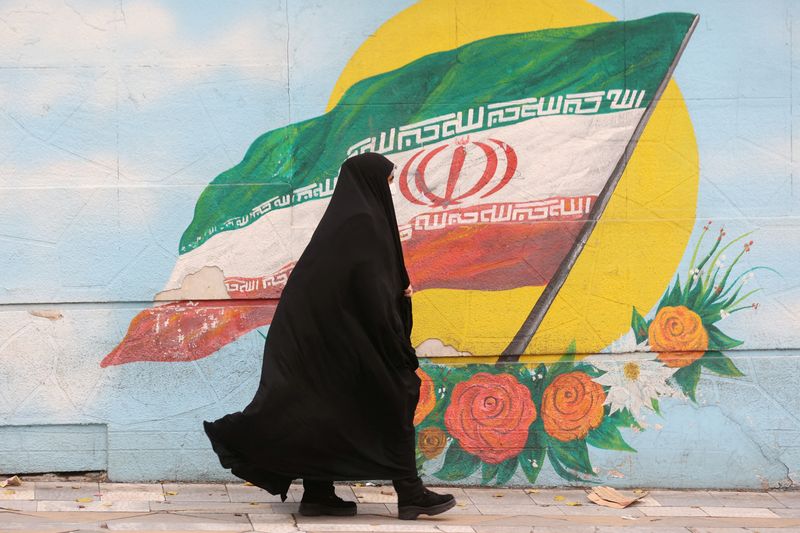 Iran top court accepts rapper Yasin's appeal against death sentence
