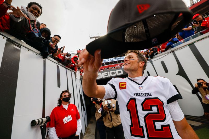 NFL-Brady ends retirement, says he will play for Tampa next season